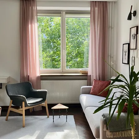 Apartment Comfy 2 Metro